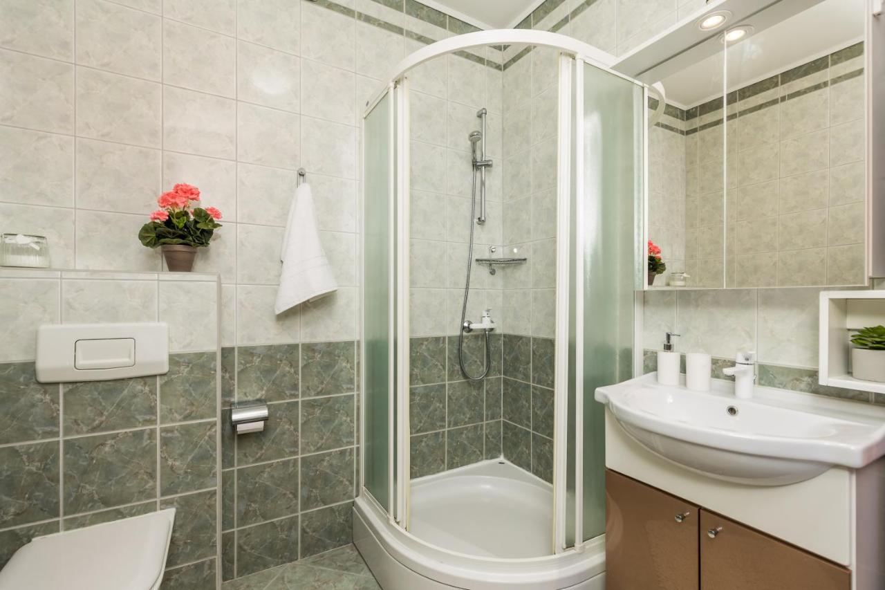 Apartment All For You - With A Swimming Pool Opatija Eksteriør billede